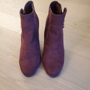 Bcbg burgundy booties size 7